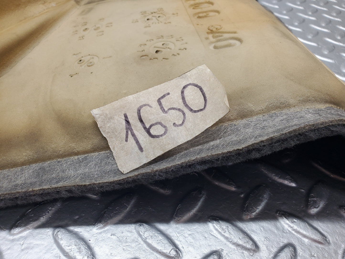 1650 Mercedes-Benz W220 S430 Floor Mat Front Left Side 220680340