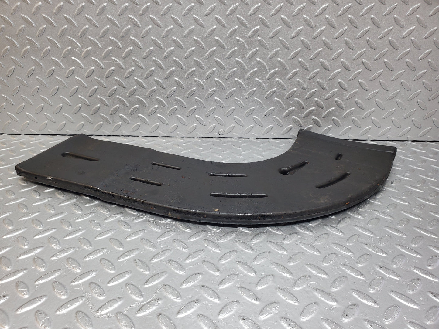 0953 Mercedes-Benz C123 230CE Coupe Heating Air Duct Right Side 1238311046