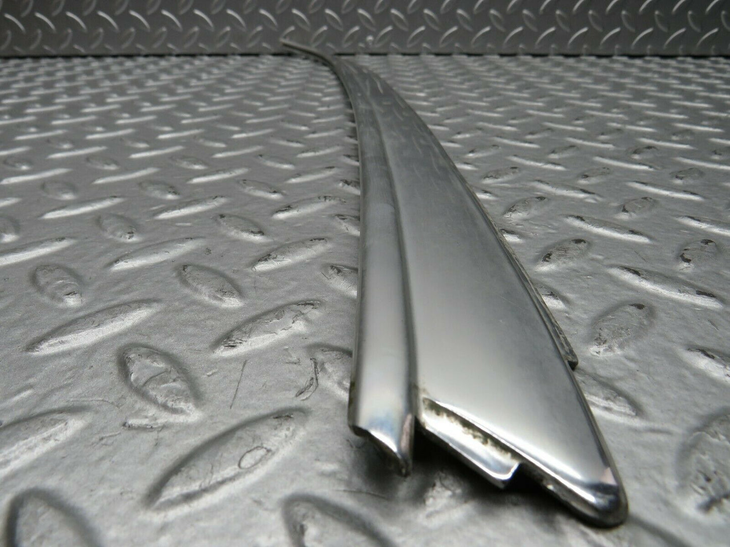 22019 Mercedes-Benz S123 280TE D Pillar Exterior Chrome Trim Left Side