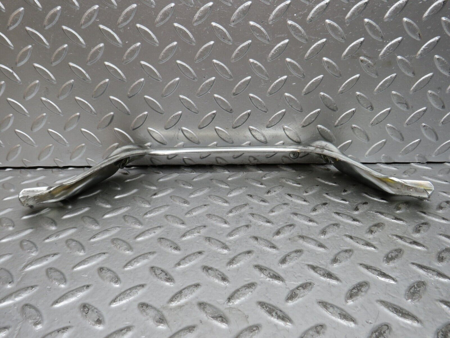 29034 Mercedes-Benz C124 320CE Coupe Rear Seat Belt Bracket