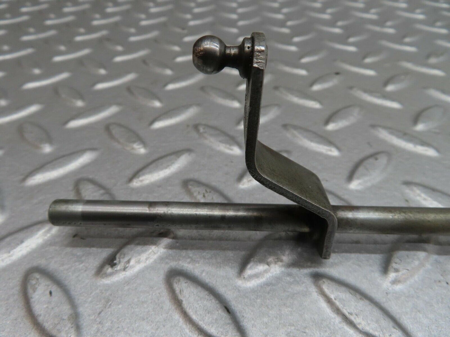 13806 Mercedes-Benz R107 450SL Accelerator Pedal Linkage