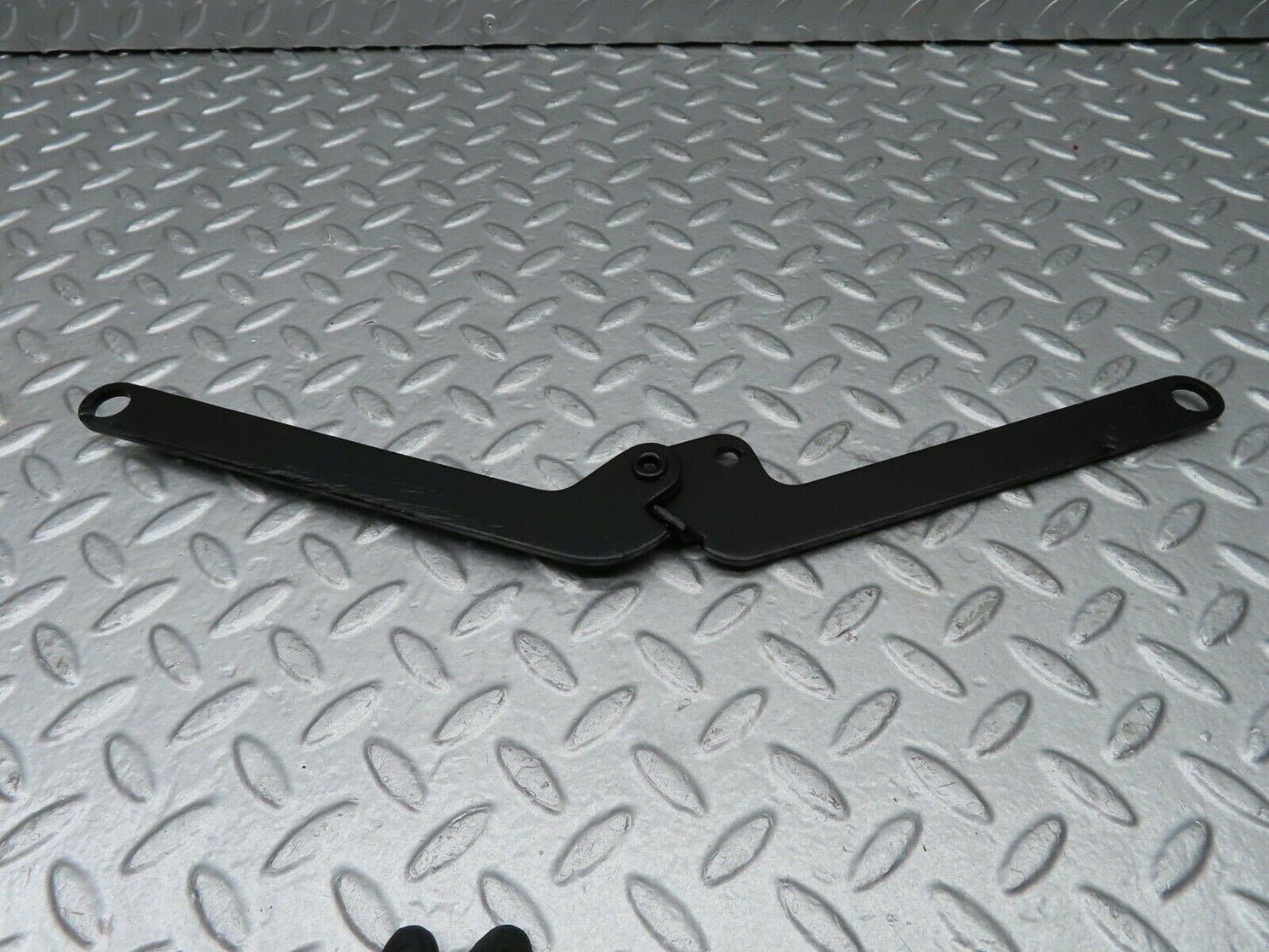19830 Mercedes-Benz W108 280SE Bonnet Hinge Left