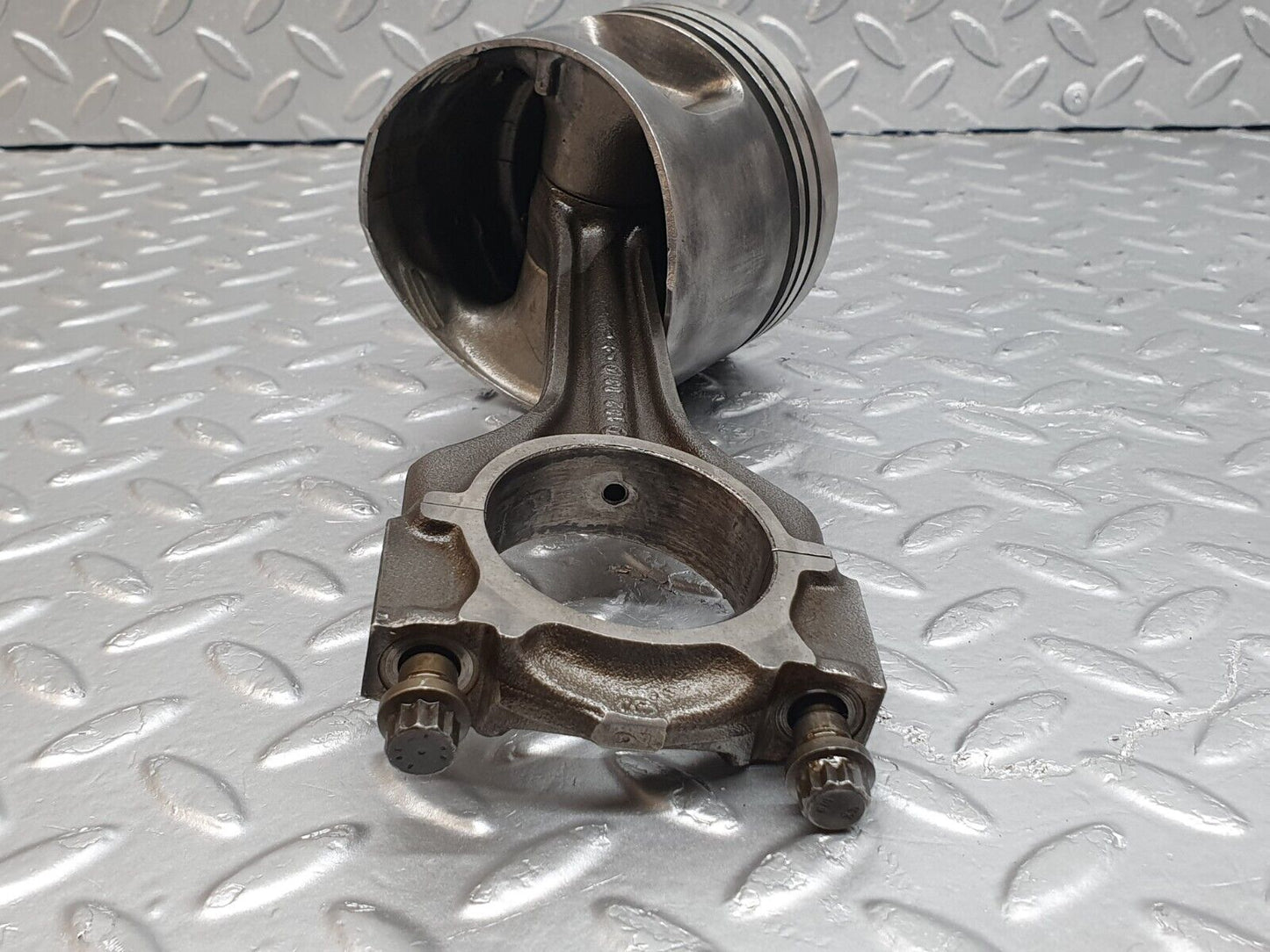 43076 Mercedes-Benz W123 Piston With Connecting Rod 95.485 mm 1020341