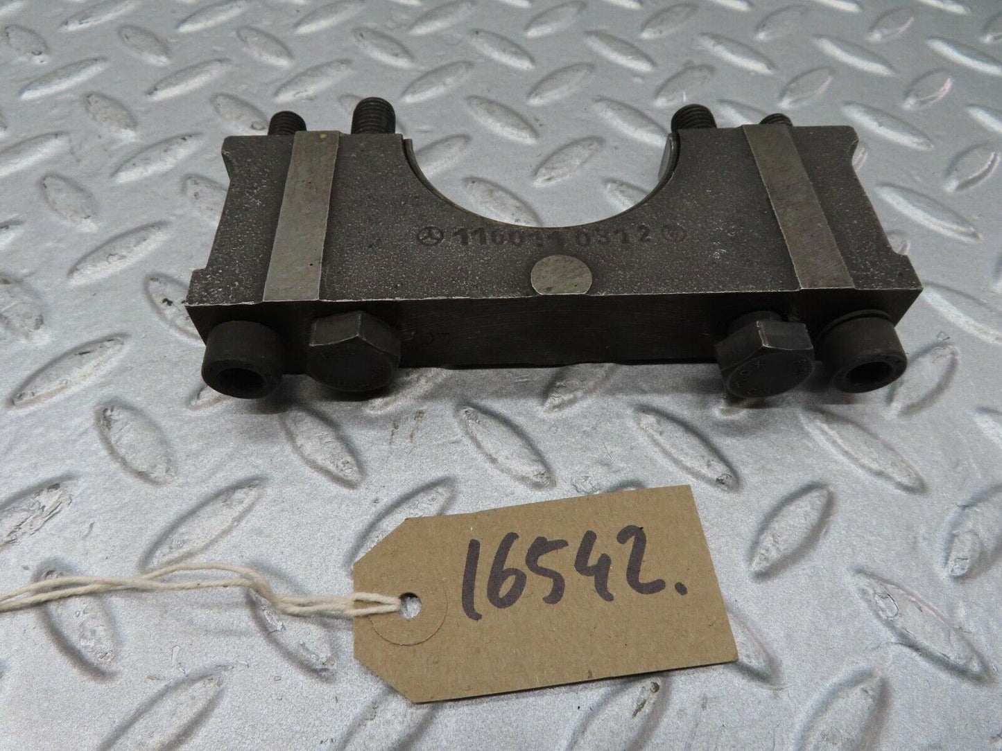 16542 Mercedes-Benz C107 350SLC Coupe Crankshaft Bearing Holder Block 1160110312