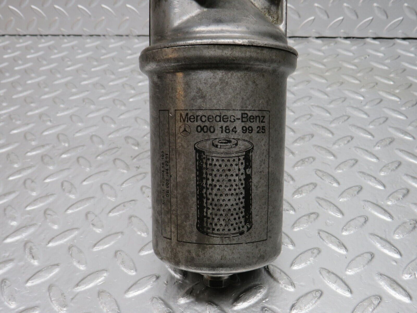 32964 Mercedes-Benz C107 R107 450 V8 Oil Filter Housing 1161840309