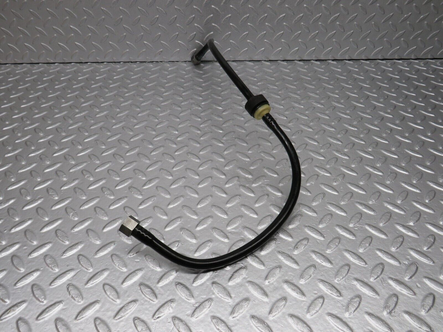40020 Mercedes-Benz R107 350SL Brake Servo Vacuum Pipe