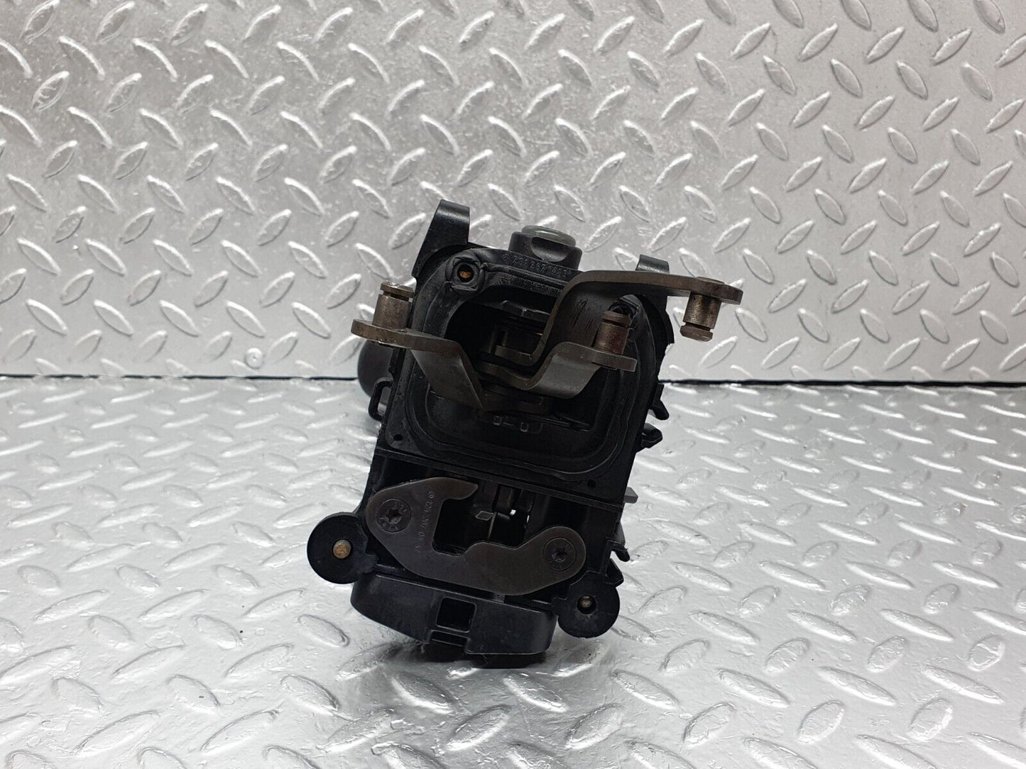 42863 Mercedes-Benz W201 190 2.0L Manual Gear Selector 1242670140 1242601094 2012670480