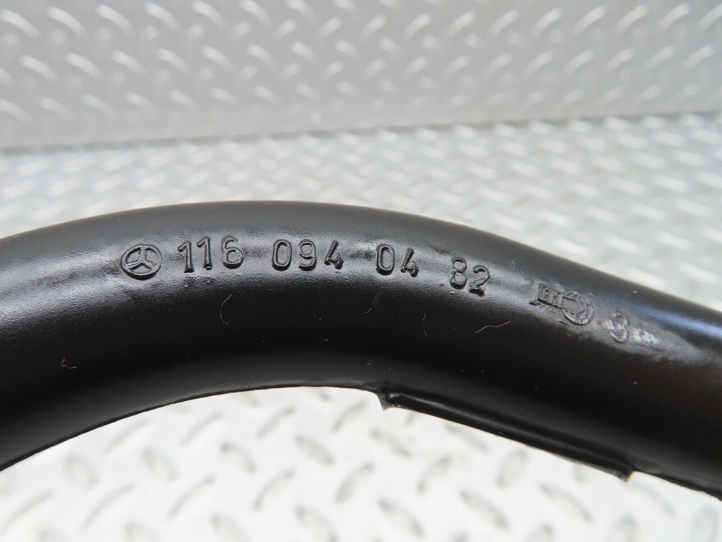 17869 Mercedes-Benz W116 450SEL Air Intake Breather Hose 1160940482