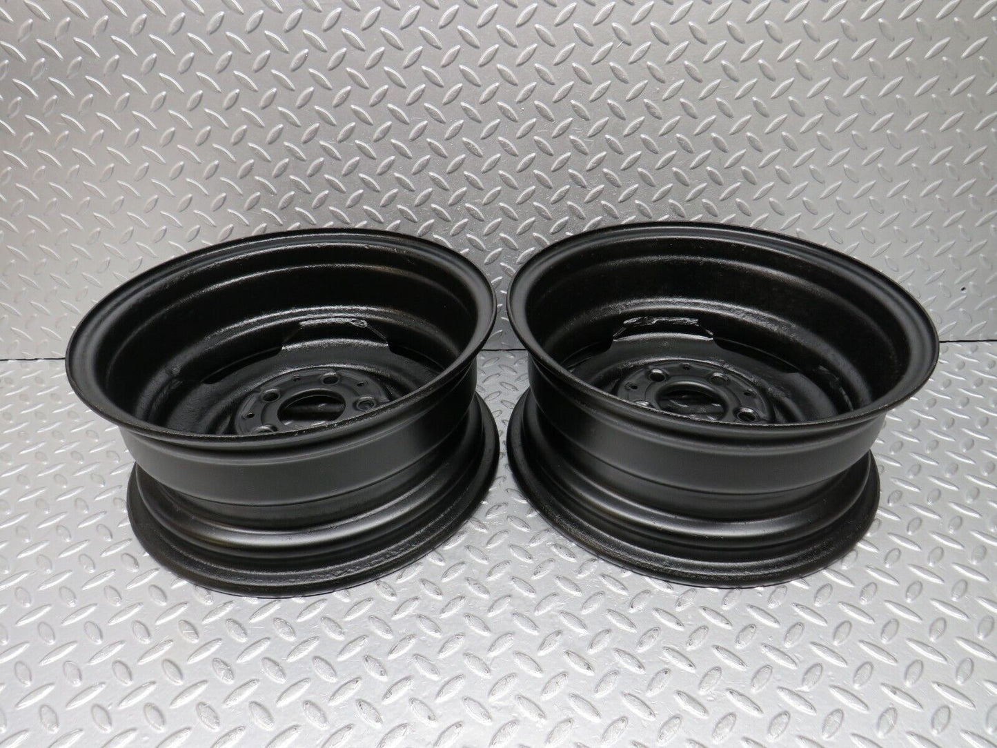 39049 Mercedes-Benz Steel Wheel Set 6Jx14H2 1084000002