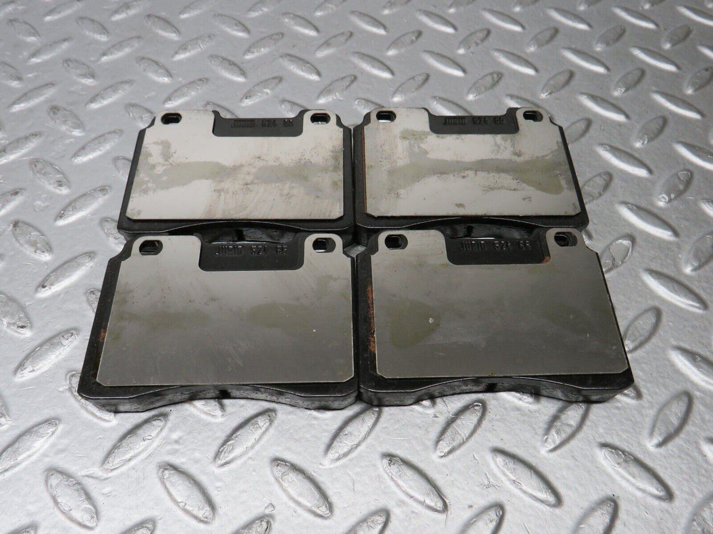 38209 Mercedes-Benz W124 R129 Genuine Front Brake Pads New 0054200220