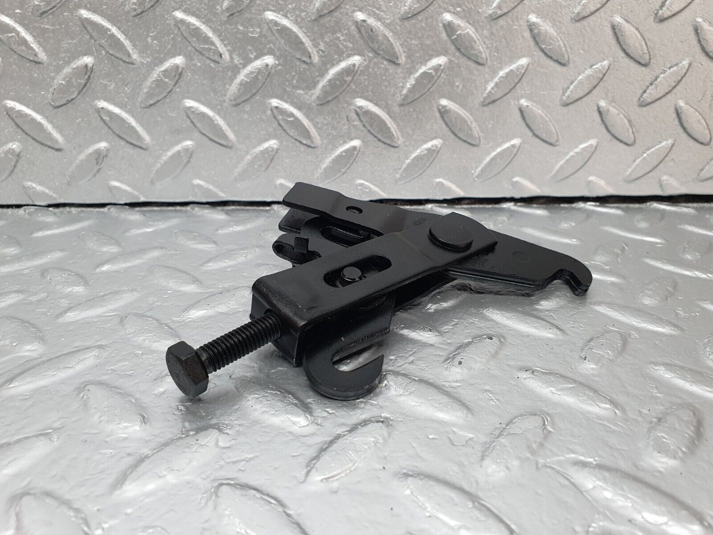 42834 Mercedes-Benz W201 190 2.0L Handbrake Adjusting Handbrake Regulator