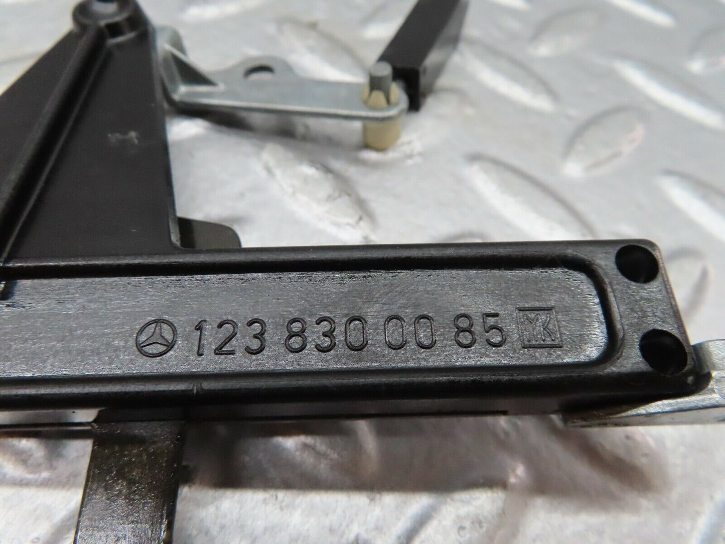 18084 Mercedes-Benz W123 200 Heater Control Switch 1238300085