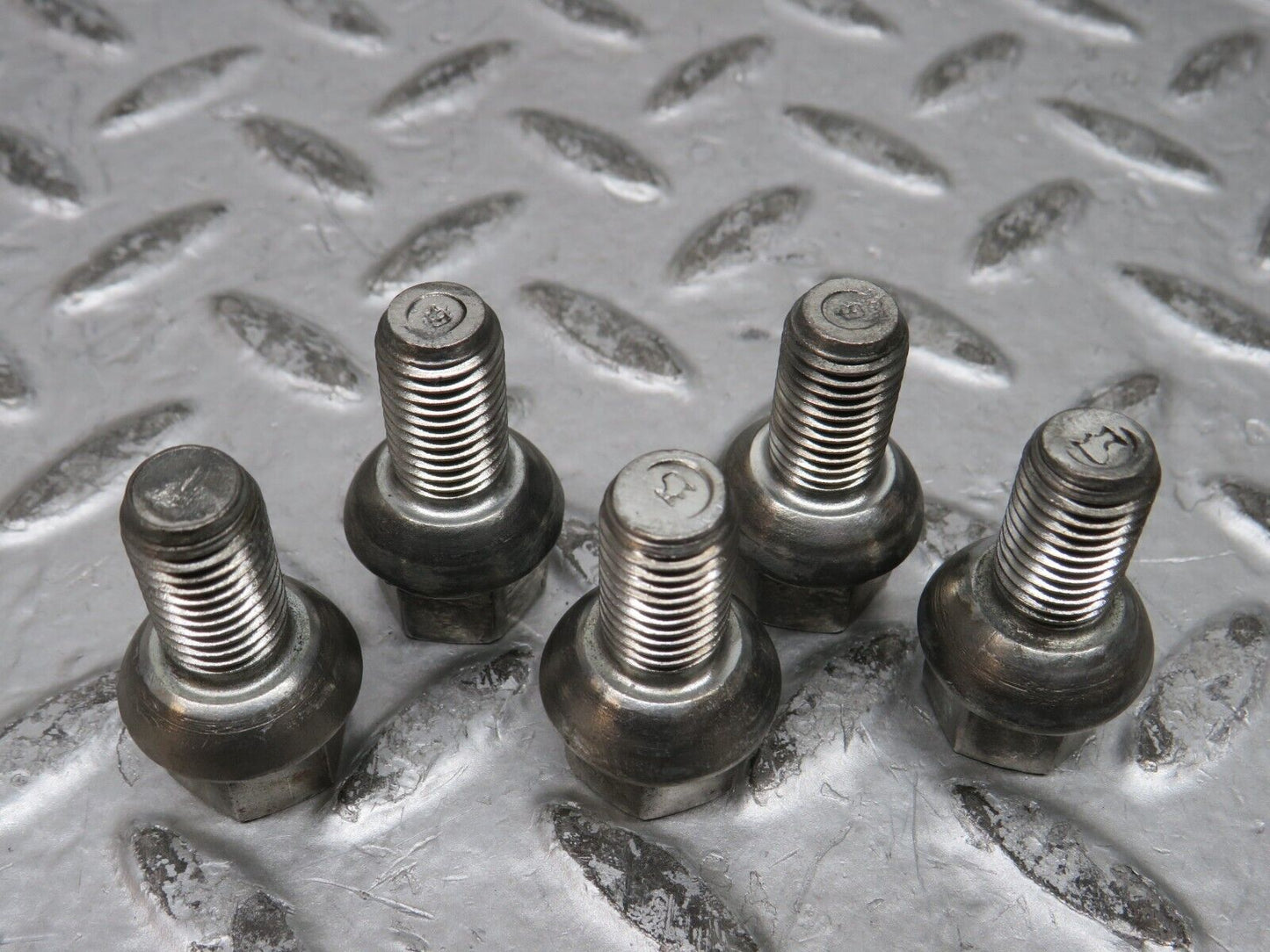28543 Mercedes-Benz 5x Steel Wheel Lug Bolt M12x1.5