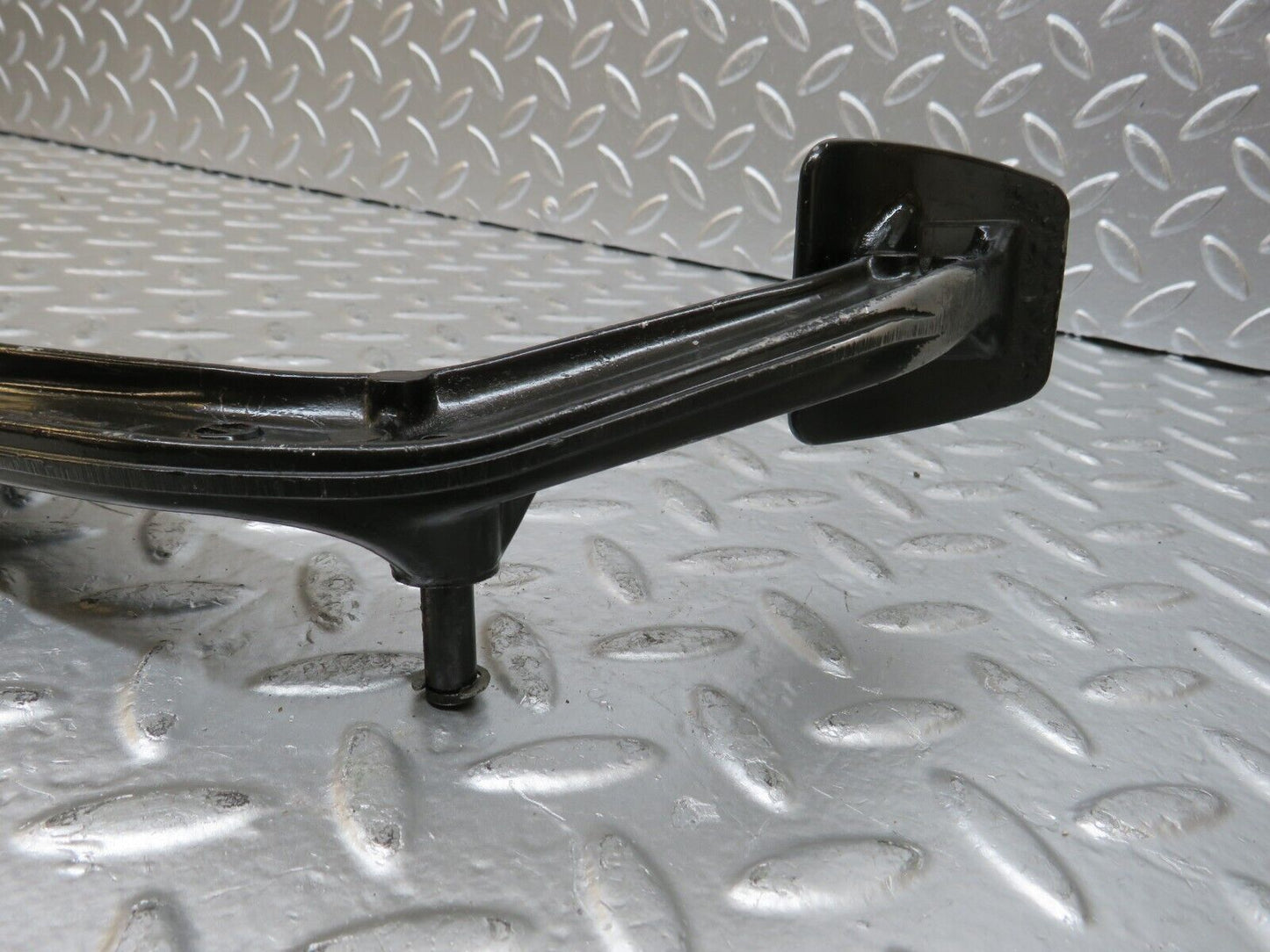 25123 Mercedes-Benz W201 190D Clutch Pedal 1242900316