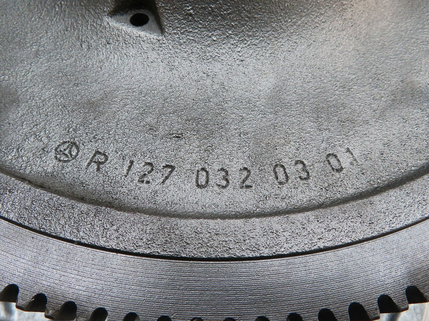 18209 Mercedes-Benz W111 220SE Coupe Flywheel Manual 1270320301