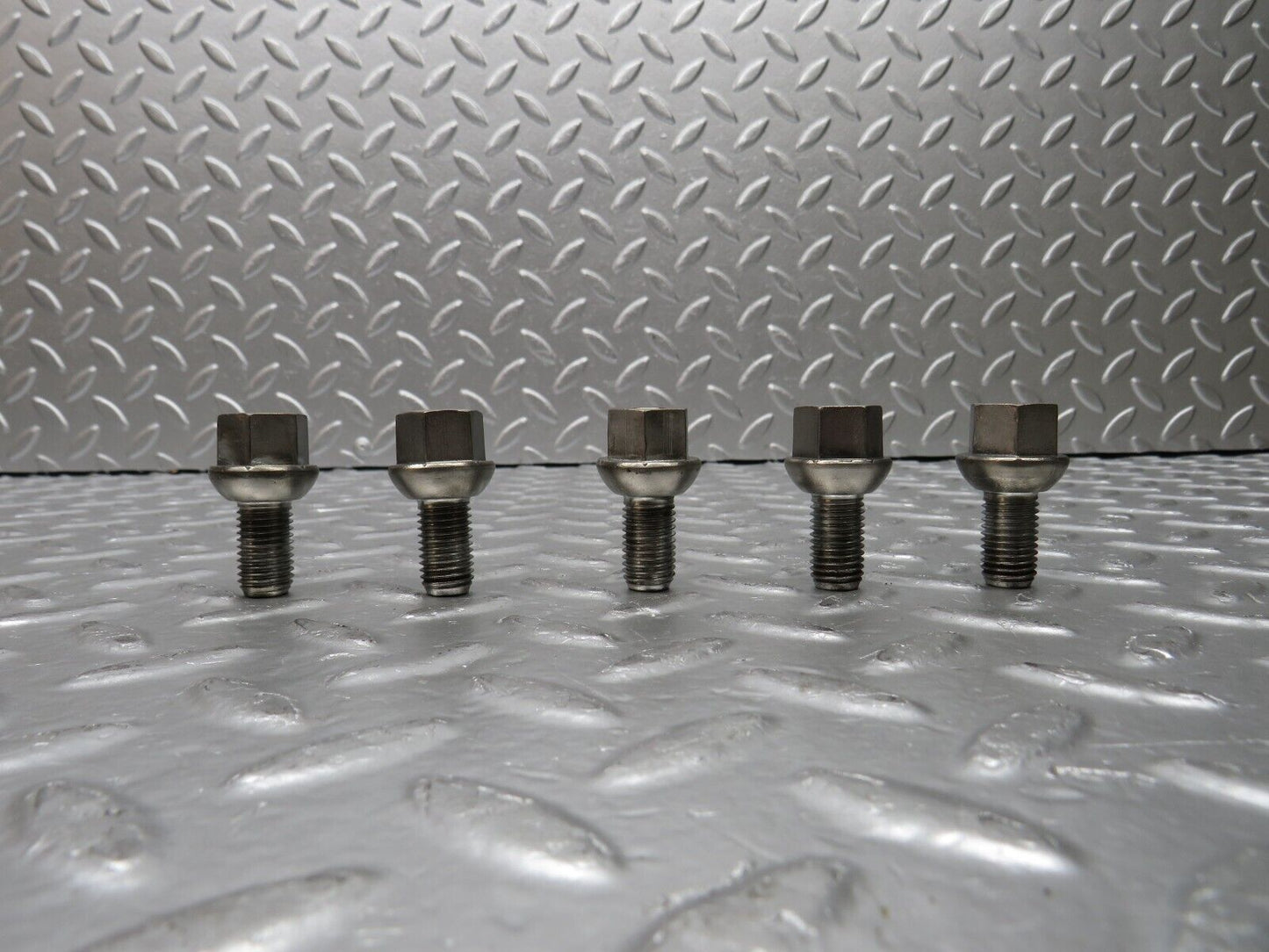 30772 Mercedes-Benz 5x Steel Wheel Lug Bolt M12x1.5