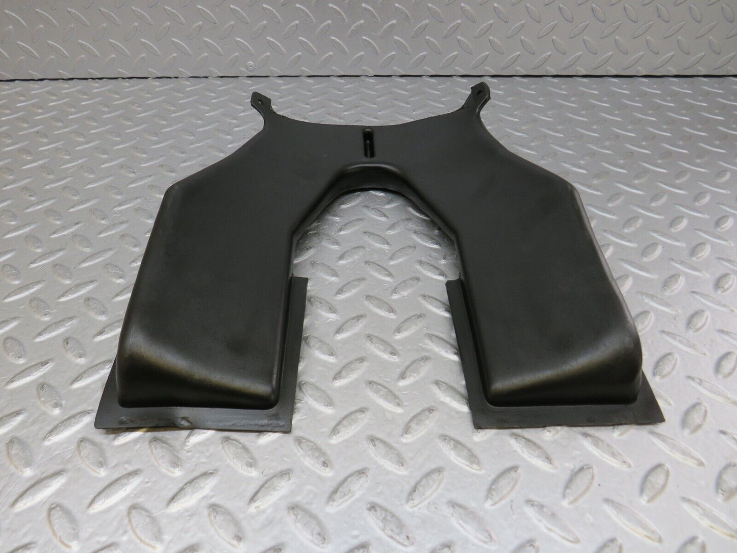 35833 Mercedes-Benz W108 Floor Air Vent Duct