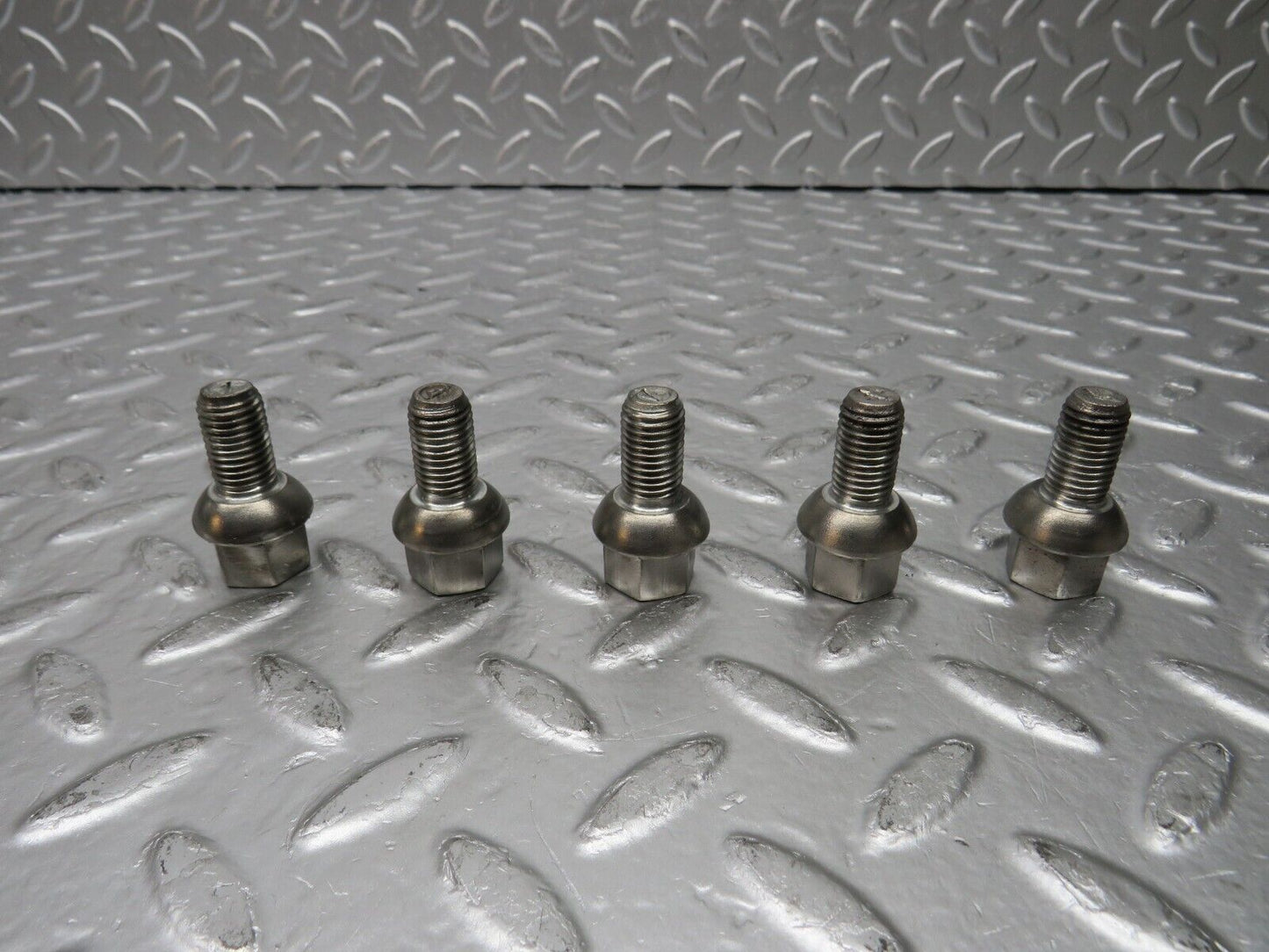 30771 Mercedes-Benz 5x Steel Wheel Lug Bolt M12x1.5