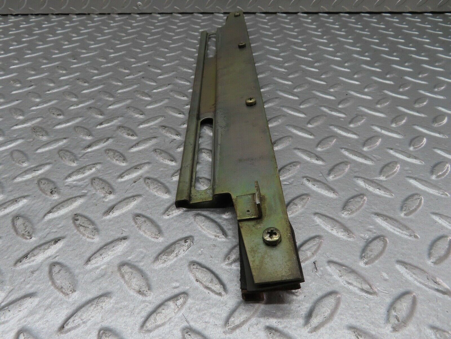 18360 Mercedes-Benz W111 220SE Coupe Right Door Window Bottom Rail