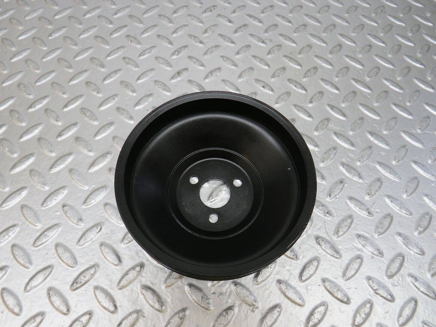 25372 Mercedes-Benz W201 190D Steering Pump Pulley 2014600479