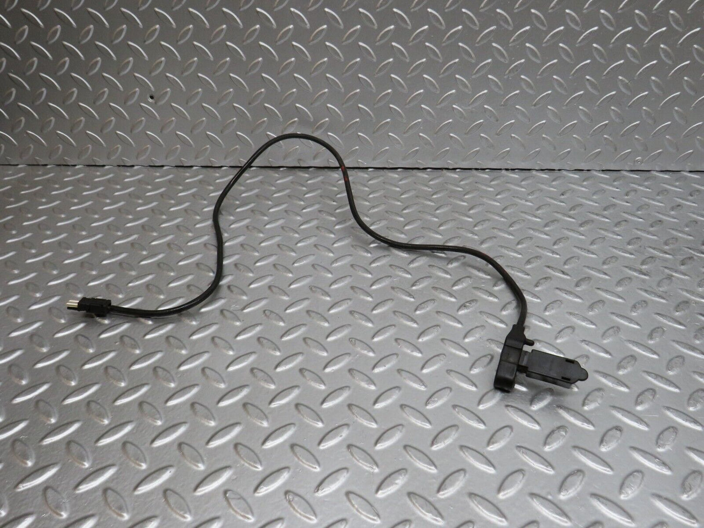 29592 Mercedes-Benz W124 230E Brake Pad Sensor Right Side 2015452228