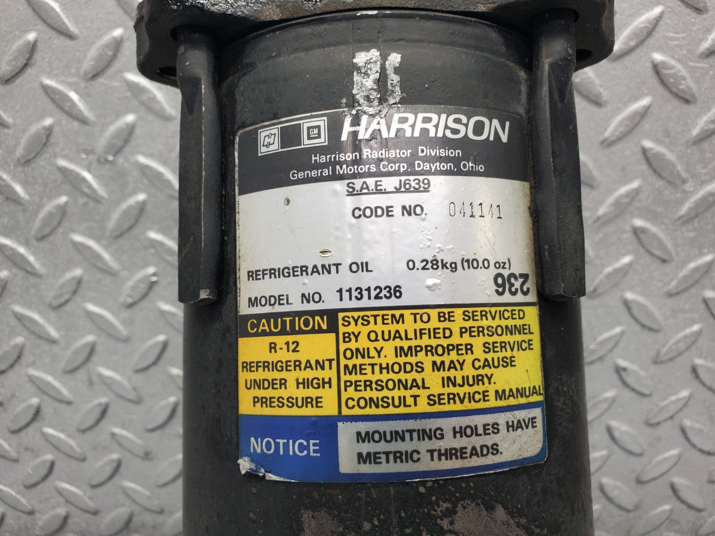 W126 Coupe air conditioning compressor used OEM
