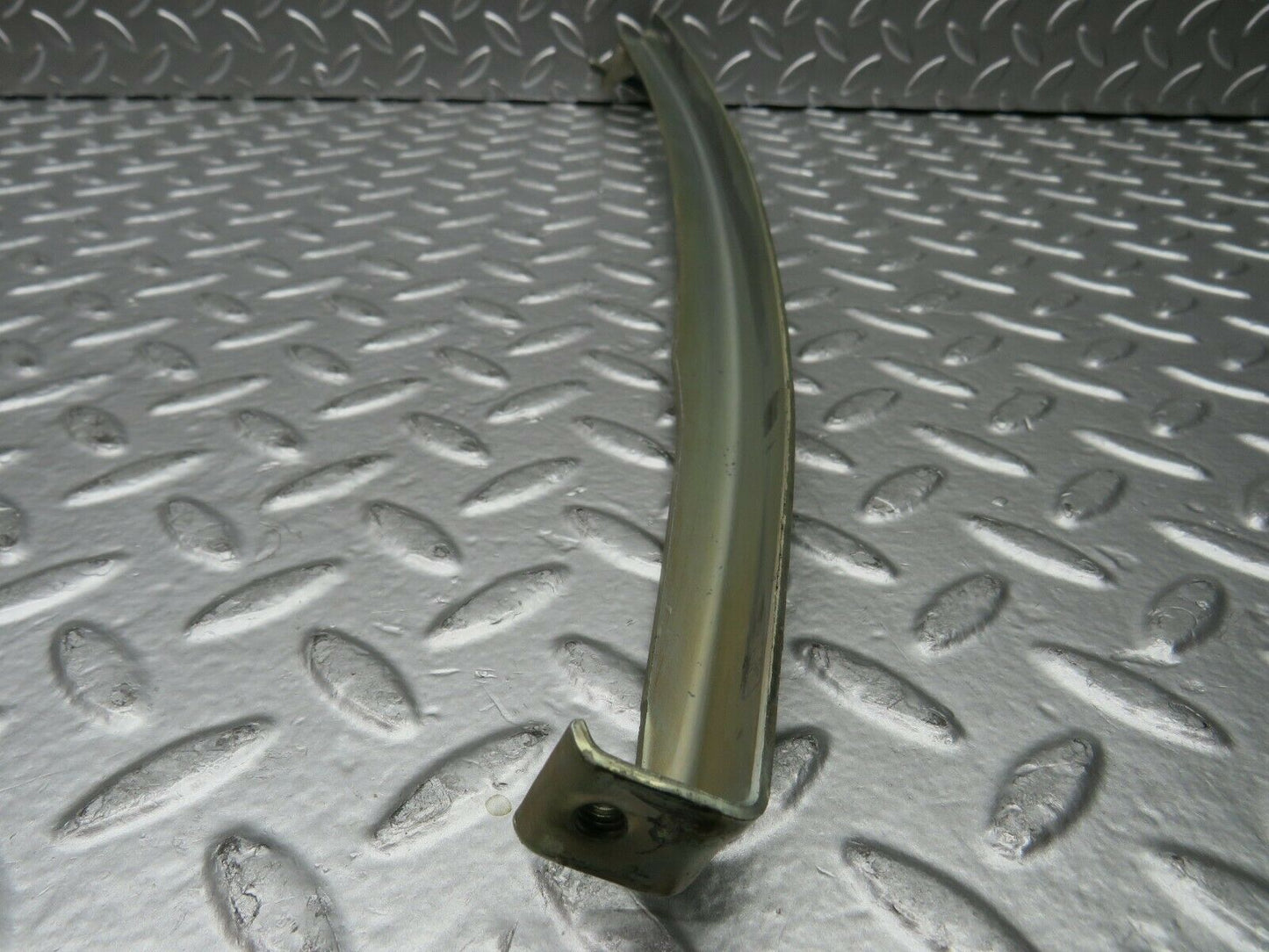 22531 Mercedes-Benz C124 E220 Coupe Right Door Window Channel