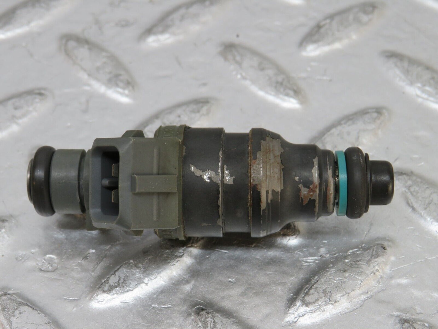 26715 Mercedes-Benz C124 220CE Coupe Fuel Injector Bosch 0000787323 0280155209