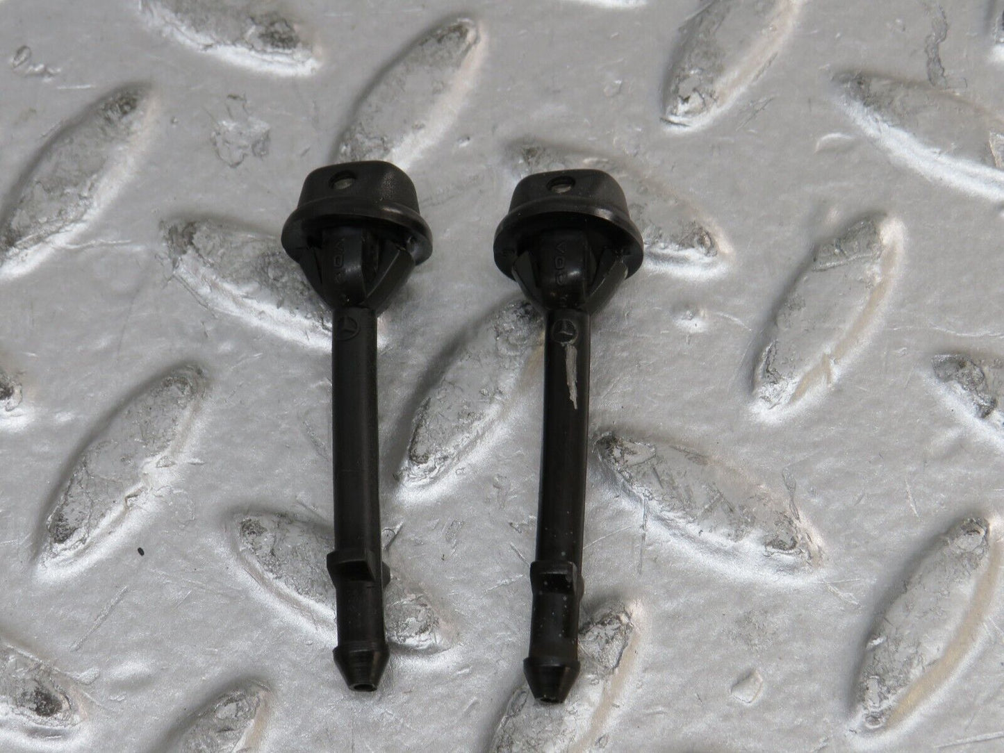27057 Mercedes-Benz W123 280E Windscreen Washer Nozzle Pair