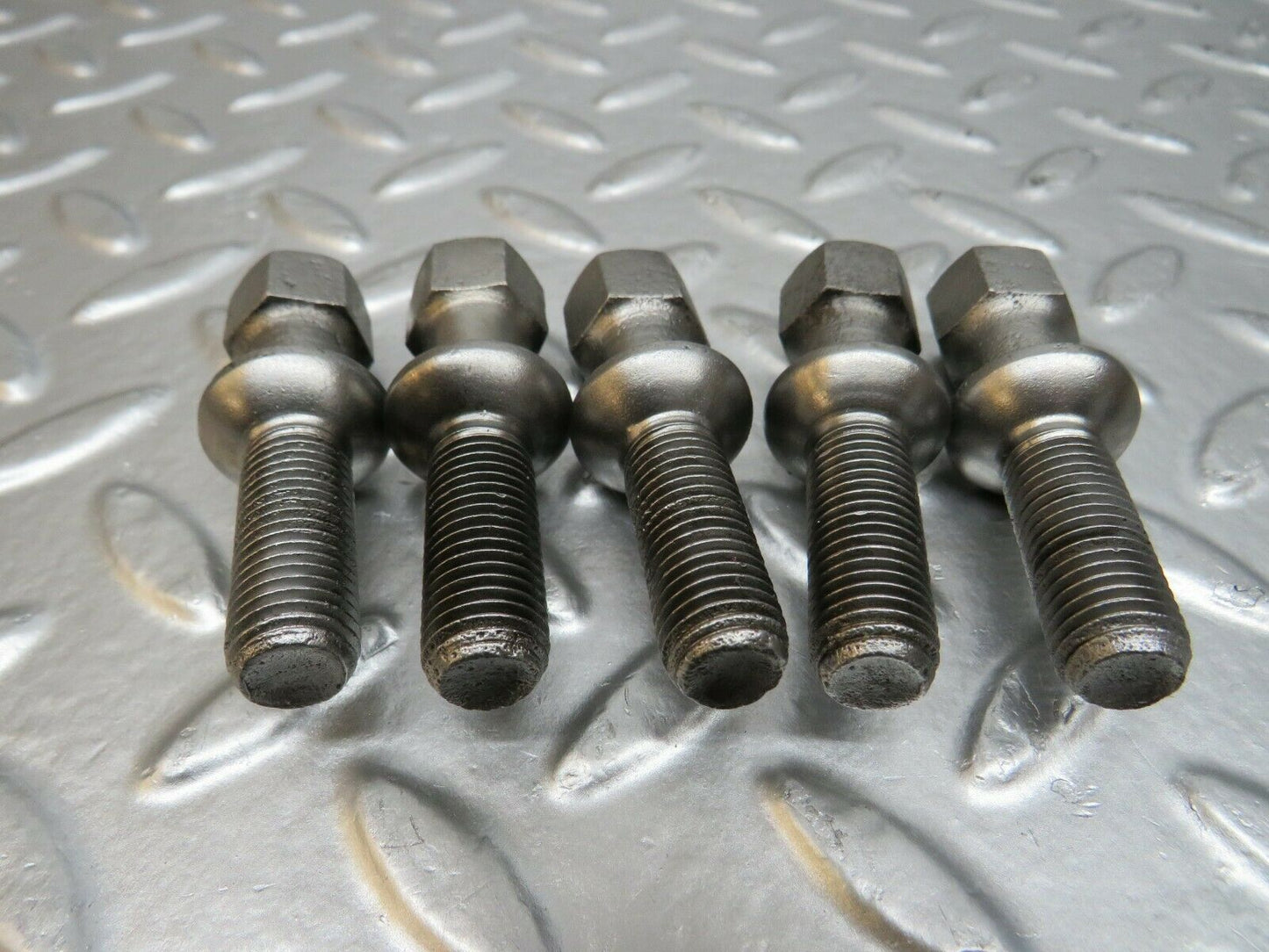 24575 Mercedes-Benz 5x Alloy Wheel Lug Bolt M12x1.5