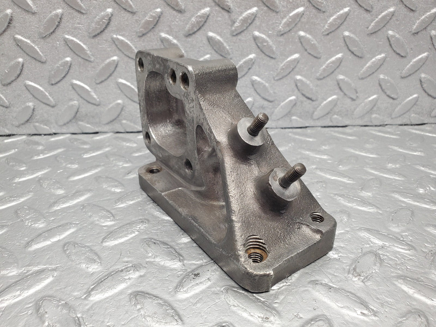 W112 air compressor support bracket used OEM
