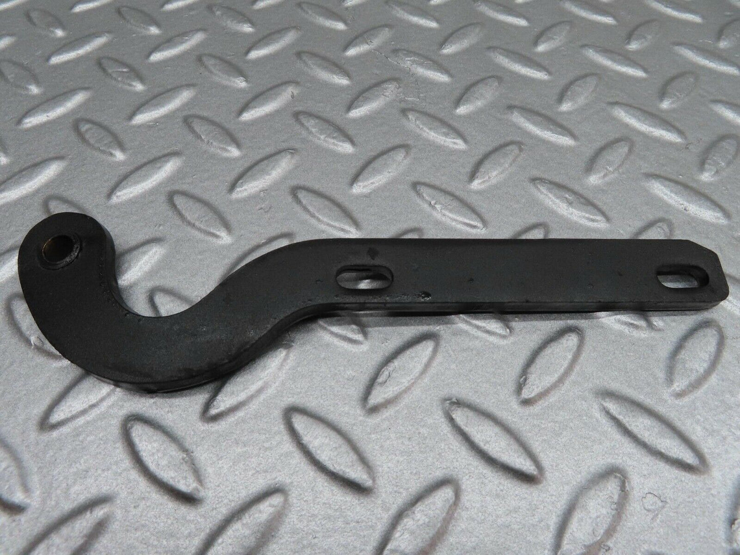 13922 Mercedes-Benz C107 280SLC Bonnet Hinge Support Right Side
