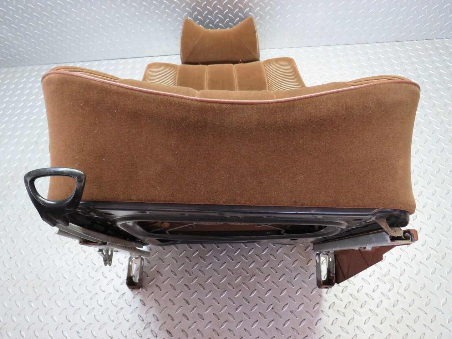 26229 Mercedes-Benz W116 450SE Front Left Seat Passenger Seat Brown