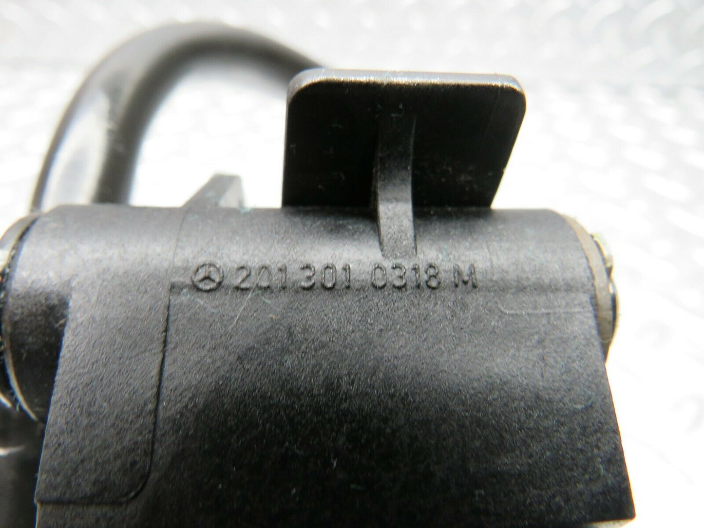 22369 Mercedes-Benz C124 E220 Coupe Accelerator Pedal Linkage 2013010318