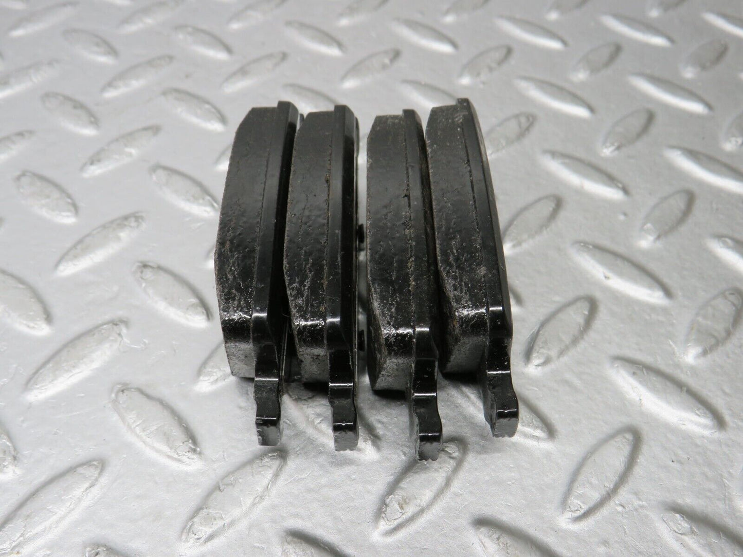 38210 Mercedes-Benz W168 Genuine Rear Brake Pads New 1684200420