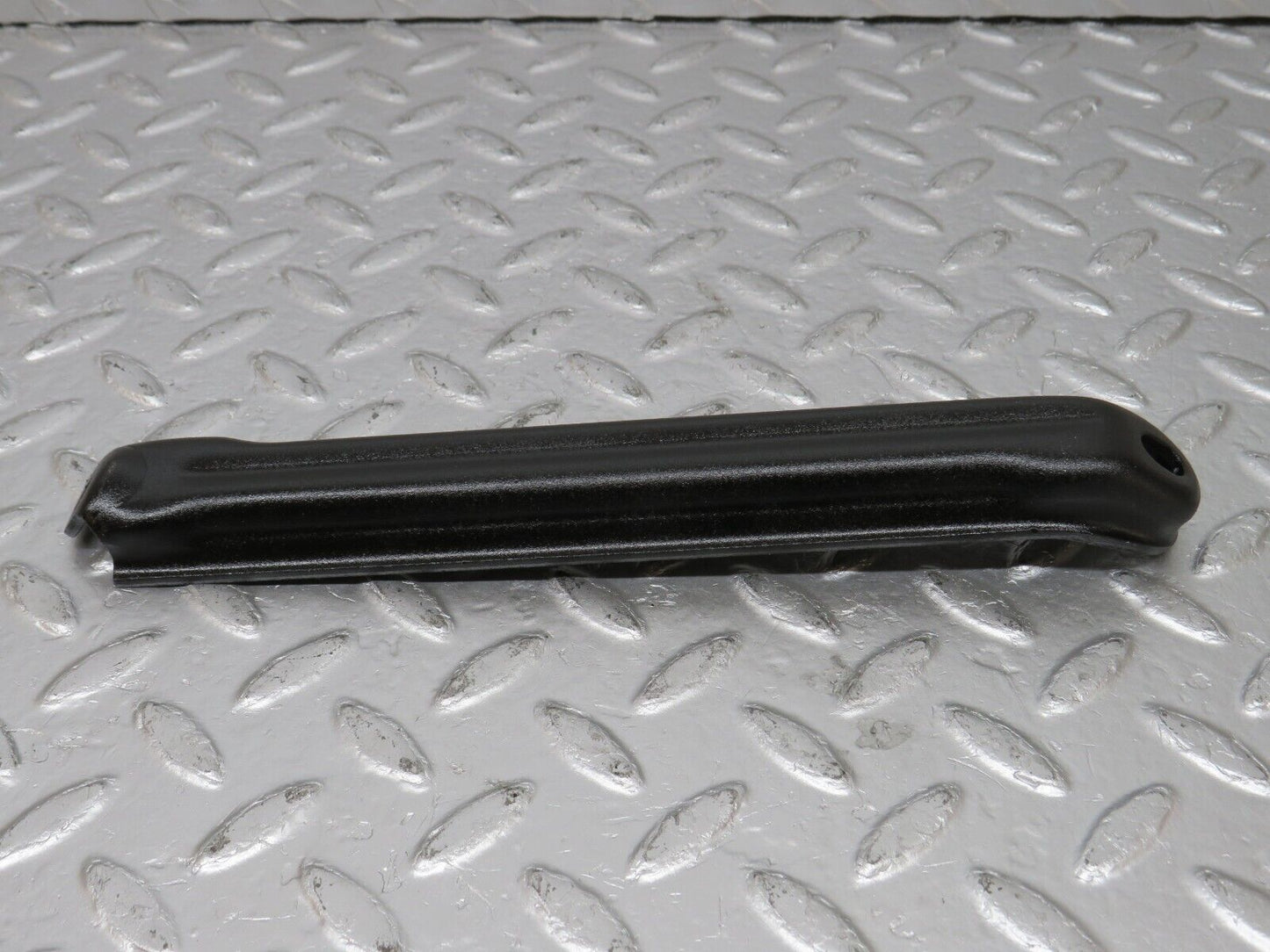 33761 Mercedes-Benz W201 190E 2.0L Air Intake Manifold Bracket