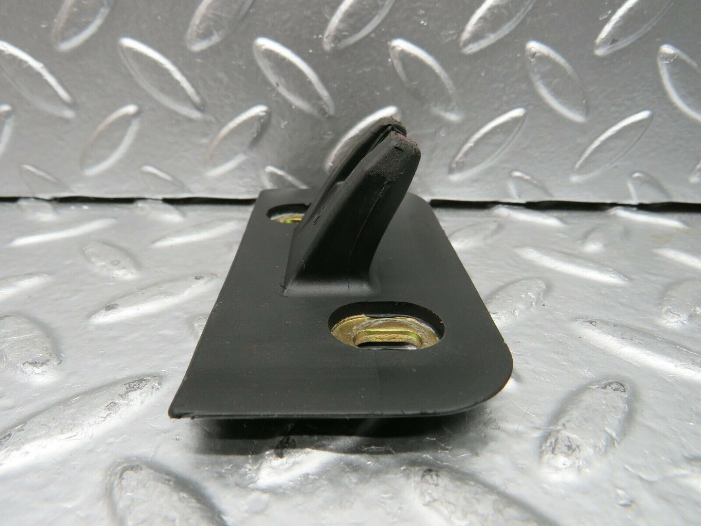 22581 Mercedes-Benz C124 E220 Coupe Trunk Lock Latch