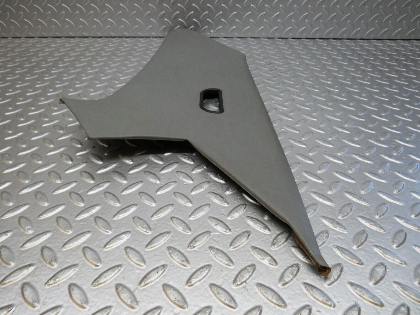 33576 Mercedes-Benz W201 190E 2.0L C Pillar Cover Trim Right Grey 2016950244