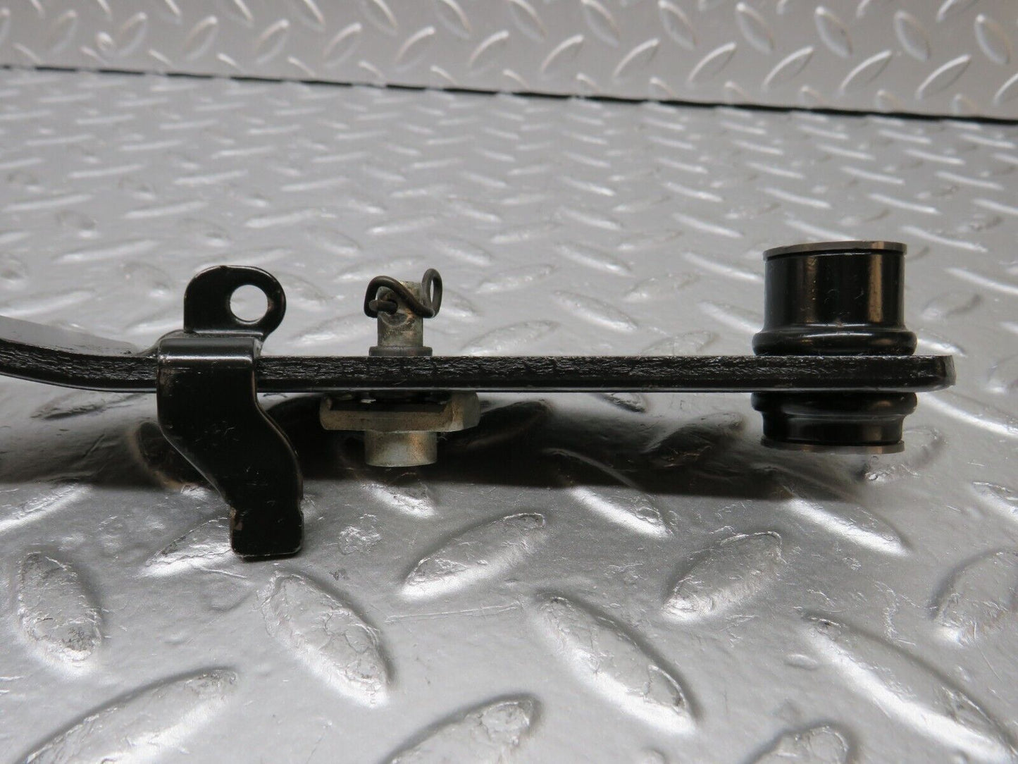 31351 Mercedes-Benz S124 220TE Wagon Brake Pedal With Rubber 2012920082