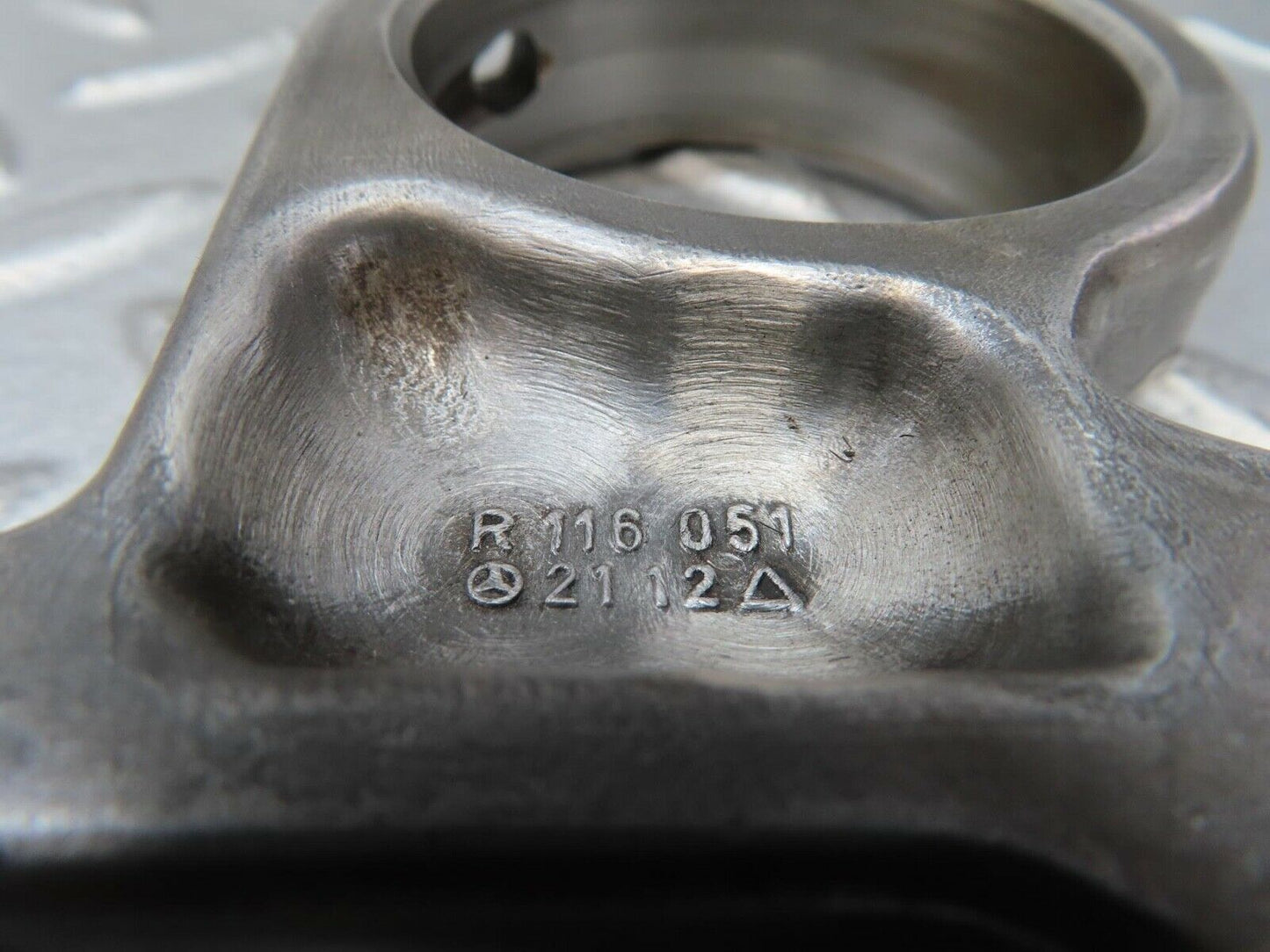 13349 Mercedes-Benz C107 350SLC Coupe Camshaft Tower Bearing 1160512112