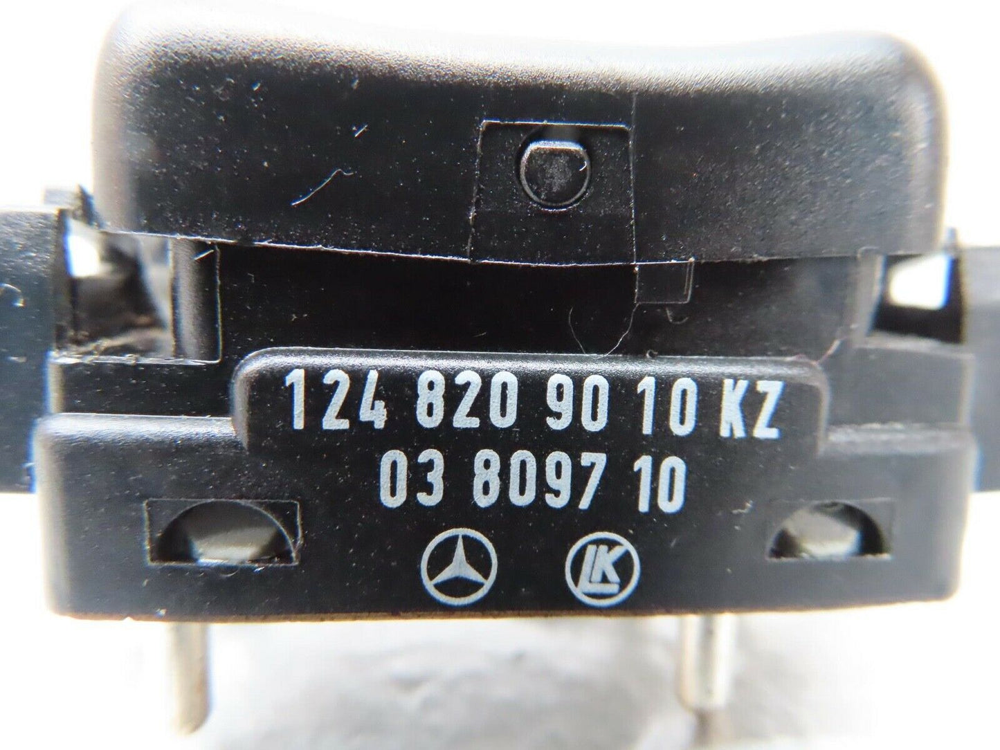 16386 Mercedes-Benz W124 260E Front Right Electric Window Switch 1248209010