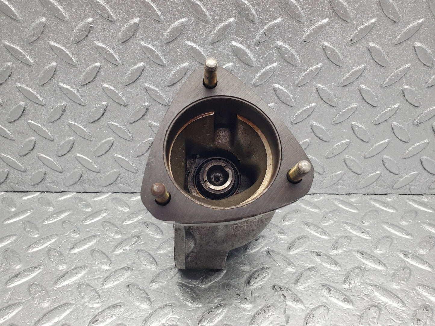 W112 injection pump drive housing used OEM