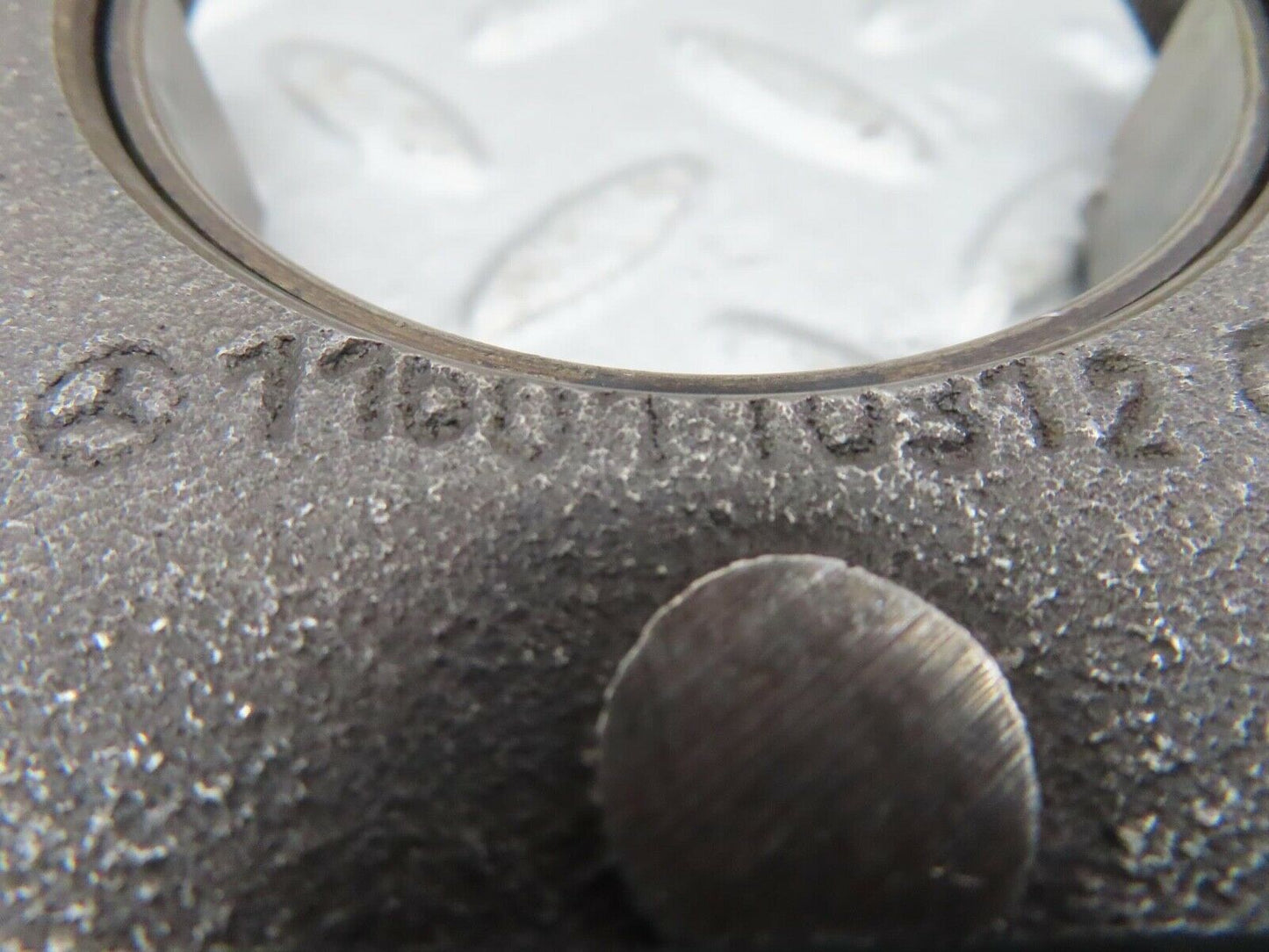 16543 Mercedes-Benz C107 350SLC Coupe Crankshaft Bearing Holder Block 1160110312