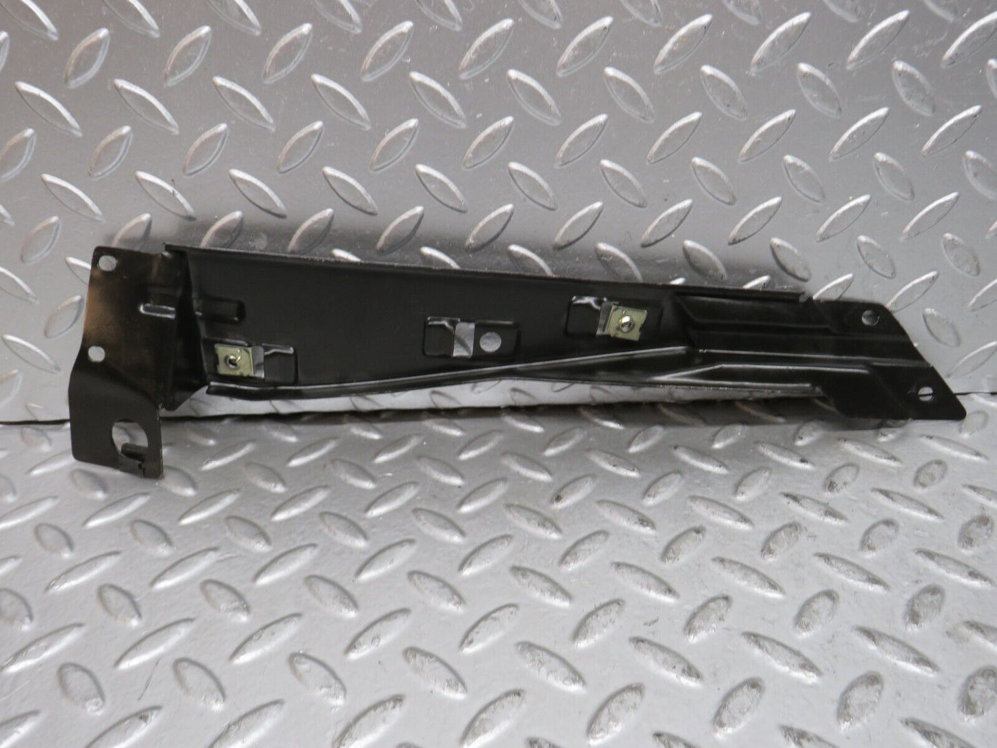 29164 Mercedes-Benz C124 320CE Coupe Rear Window Channel Support Right Side