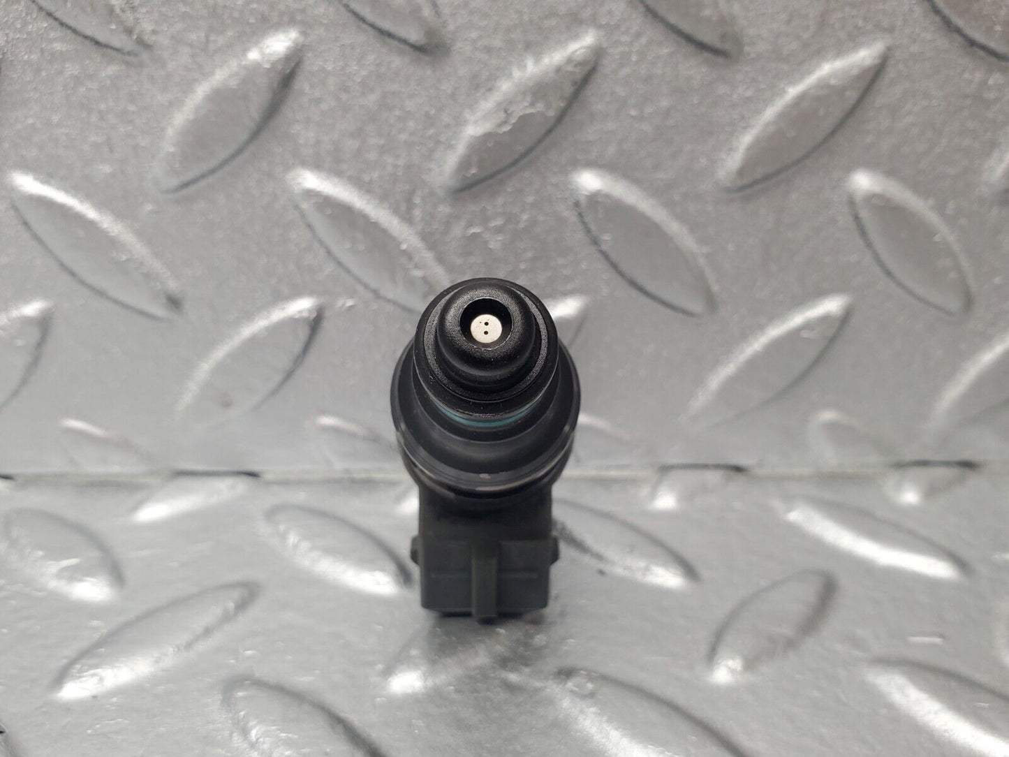 46241 Mercedes-Benz W124 280E Fuel Injector Bosch 0280155209 0000787323