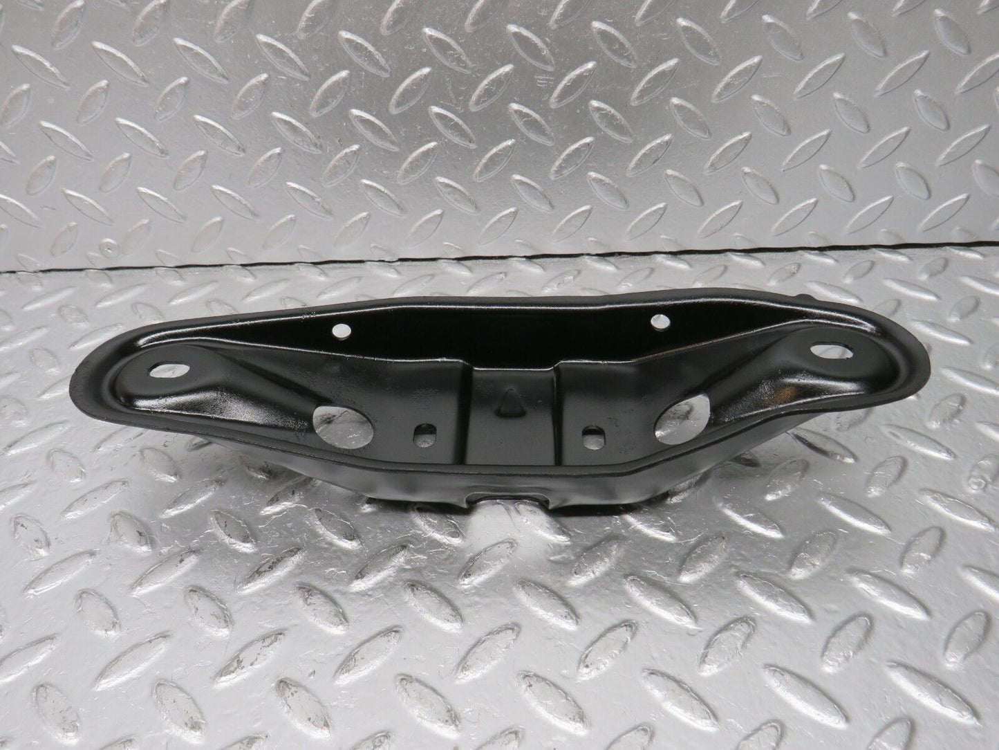33776 Mercedes-Benz W201 190E Gearbox Mount Bracket