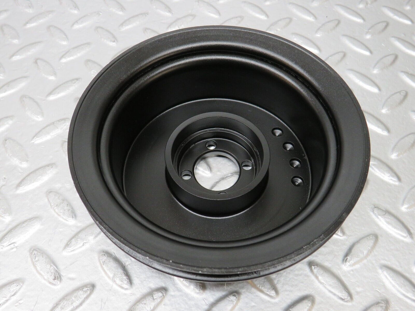 25499 Mercedes-Benz W123 200 Water Pump Pulley