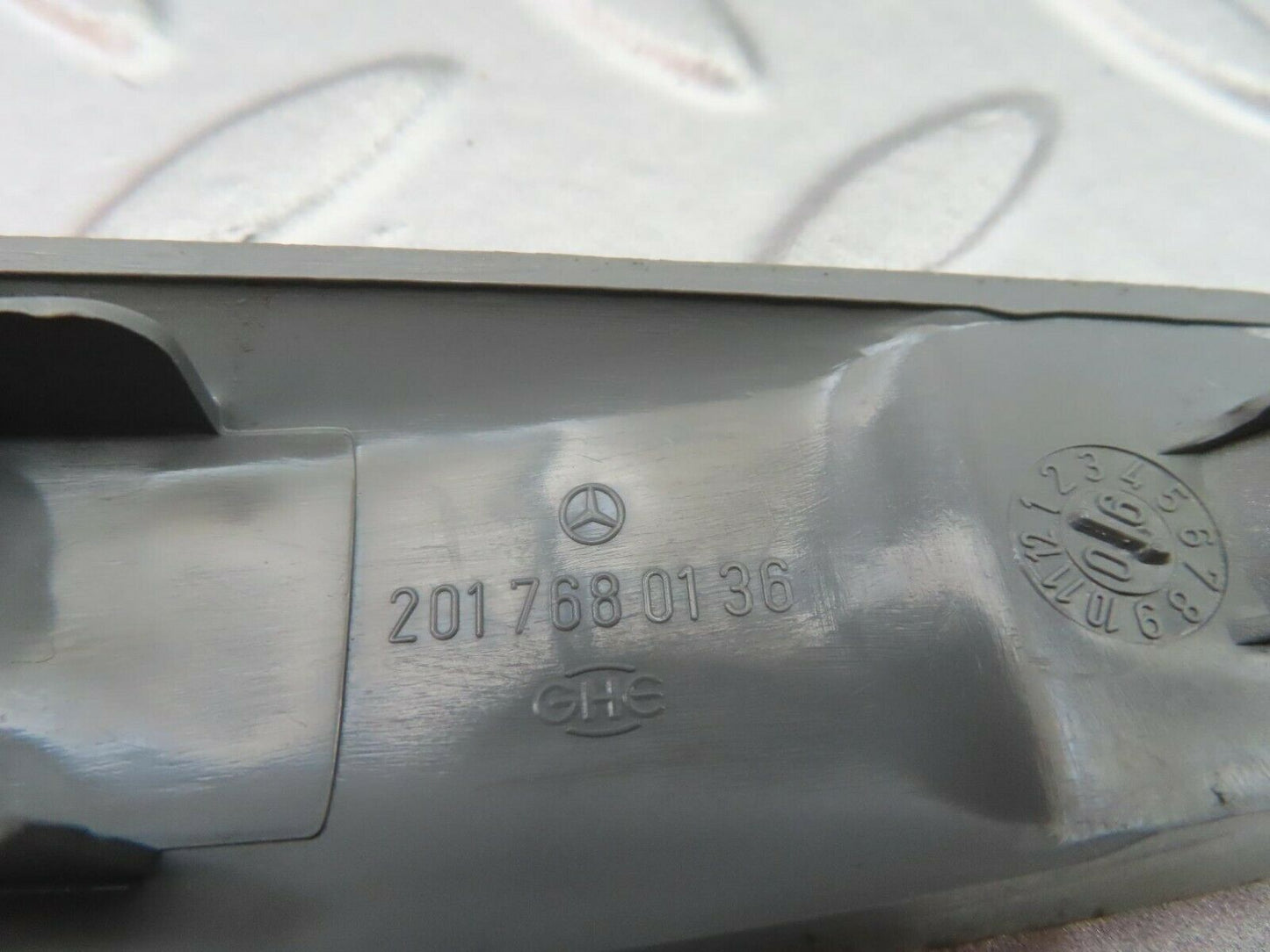 6962 Mercedes-Benz W201 Window Lifter Crank Handle Cover 2017680136