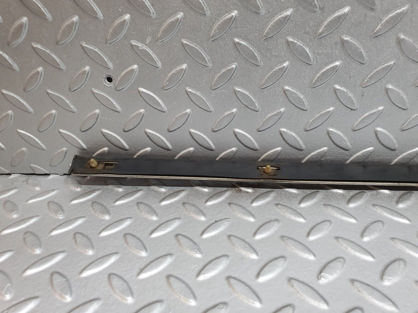 43462 Mercedes-Benz W108 280SE Rear Left Fender Wing Centre Moulding Trim