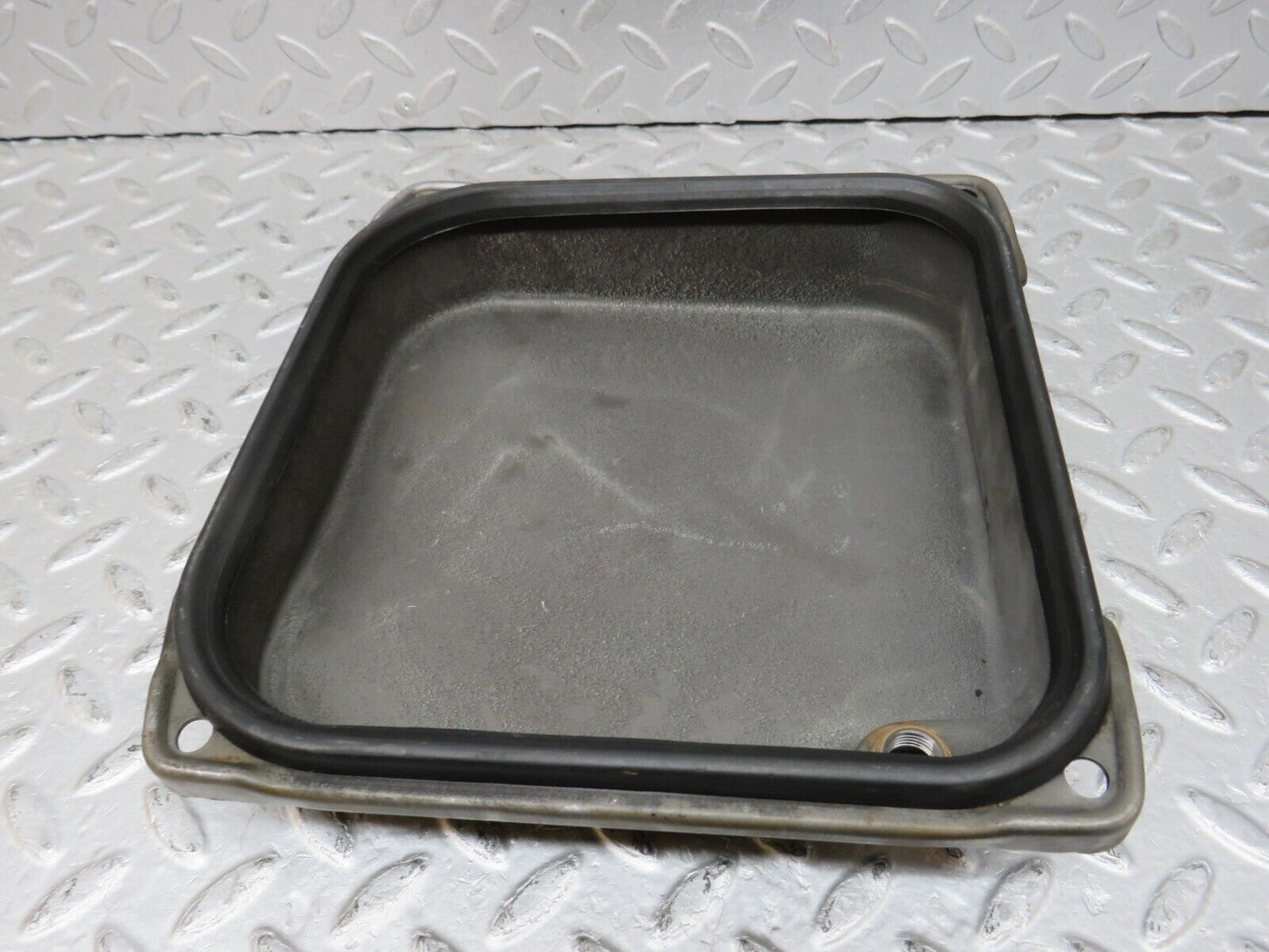 37690 Mercedes-Benz W109 300SEL Automatic Gearbox Oil Pan
